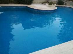 Dizayn havuz kaliteli yüzme havuzu ürünlerini ve havuz kimyasallarını sunmaktadır. .